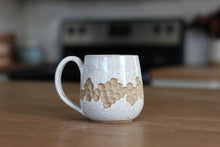 Load image into Gallery viewer, Honeycomb Mug
